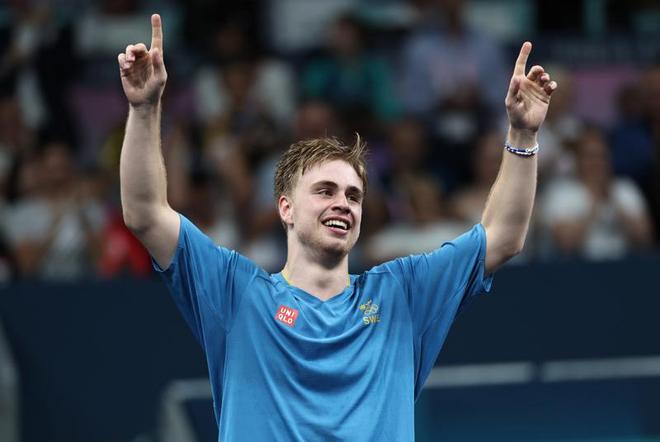 鹈鹕轻取火 鹈鹕轻取火